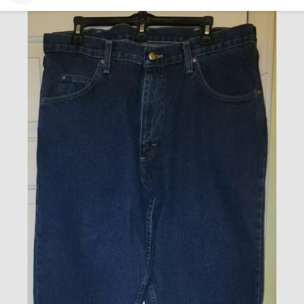 Wrangler 36x32 Relaxed Fit Jeans NWT